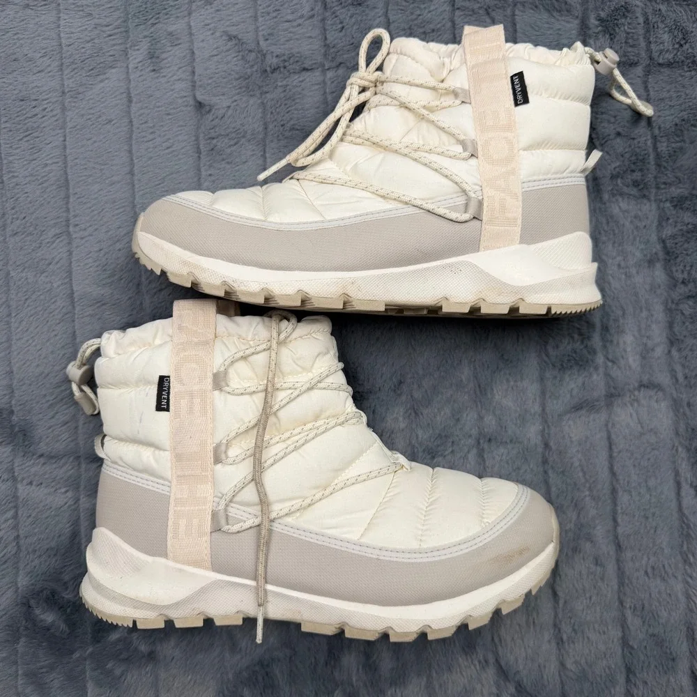 The North Face Thermoball Lace Up Luxe Winter Boots Cream White NF0A5LWD Size 10